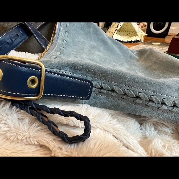Pretty Coach Blue Suede Bag. Like new. Gold hardware. - Picture 11 of 12